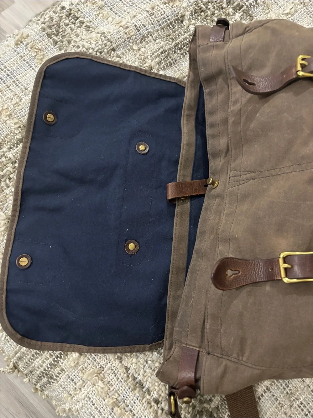 J. CREW MENS ABINGDON BRIEFCASE MESSENGER LAPTOP BAG BROWN KHAKI LEATHER